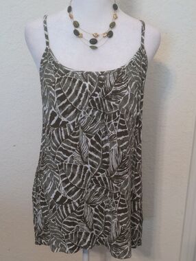 H&M Women's Spaghetti Strap Tropical Green Leaf Print Size 10